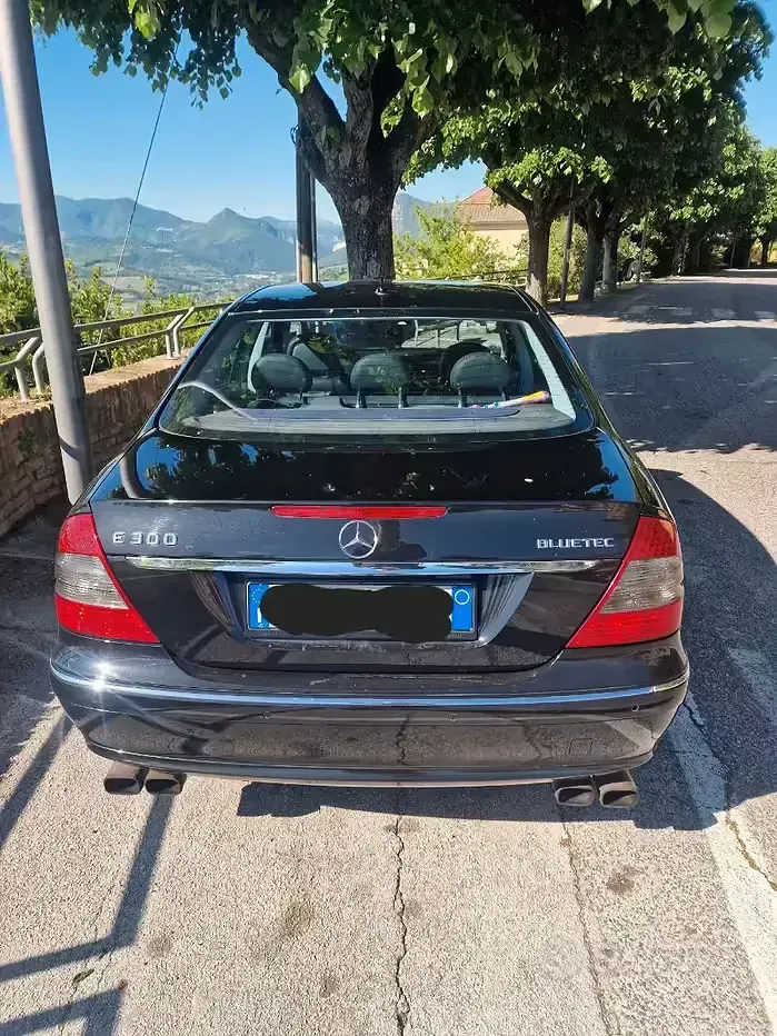 Usata Mercedes E300 Avantgarde 211 CV (155 kW) 2008 Nero Berlina