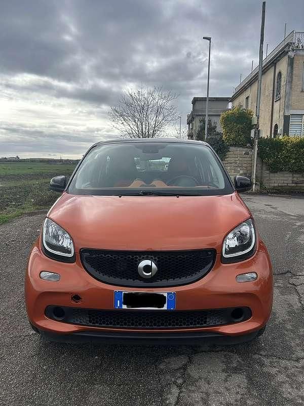 Usata Smart ForFour Passion 72 CV (52 kW) 2016 Arancione Utilitaria