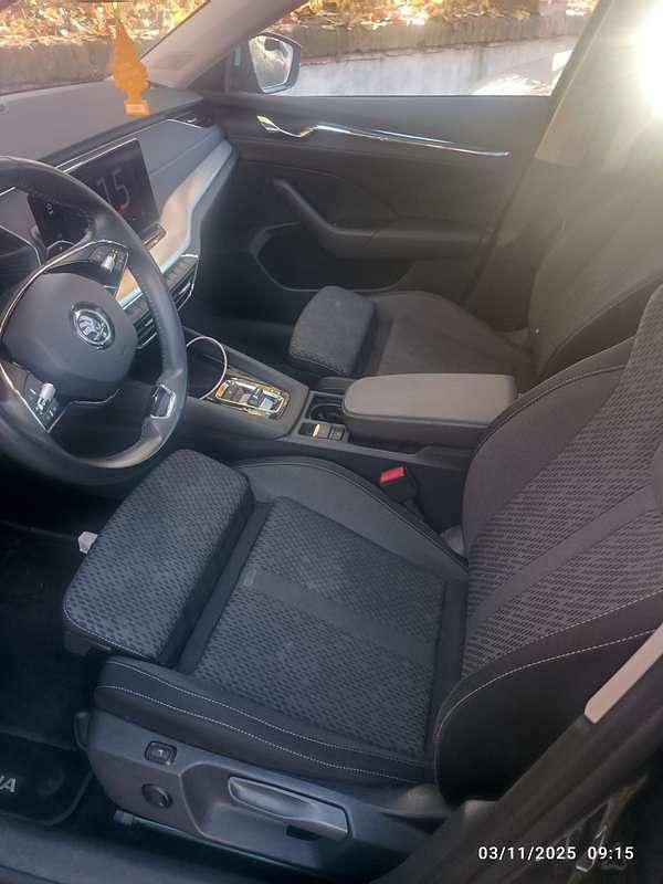 Usata Skoda Octavia Style 110 CV (80 kW) 2021 Grigio Station wagon