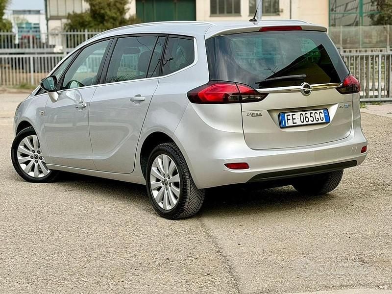 Usata Opel Zafira Tourer 150 CV (110 kW) 2016 Grigio Monovolume