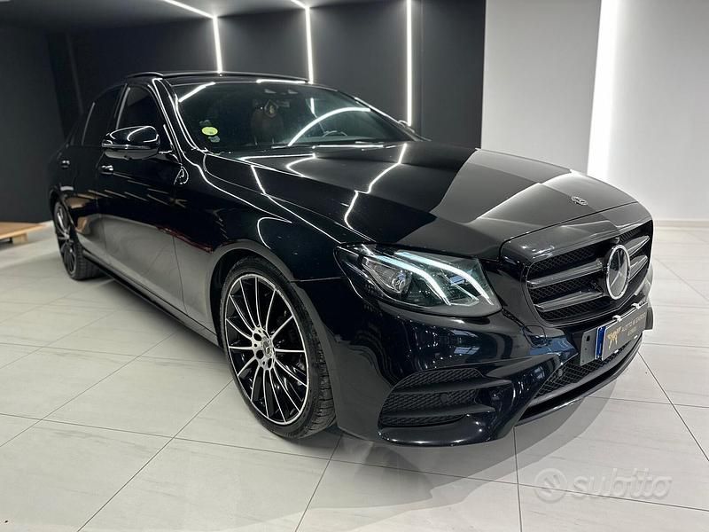 Usata Mercedes E220 Premium Plus 194 CV (142 kW) 2019 Nero Berlina