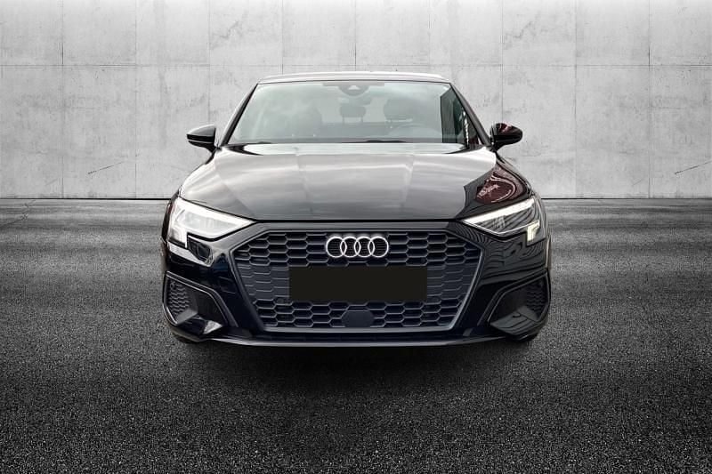 Usata Audi A3 e-tron Design 204 CV (150 kW) 2023 Nero metallizzato Utilitaria