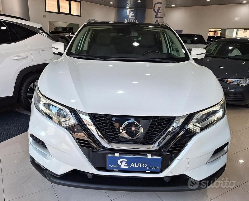 Usata Nissan Qashqai Tekna+ 110 CV (80 kW) 2017 Bianco SUV