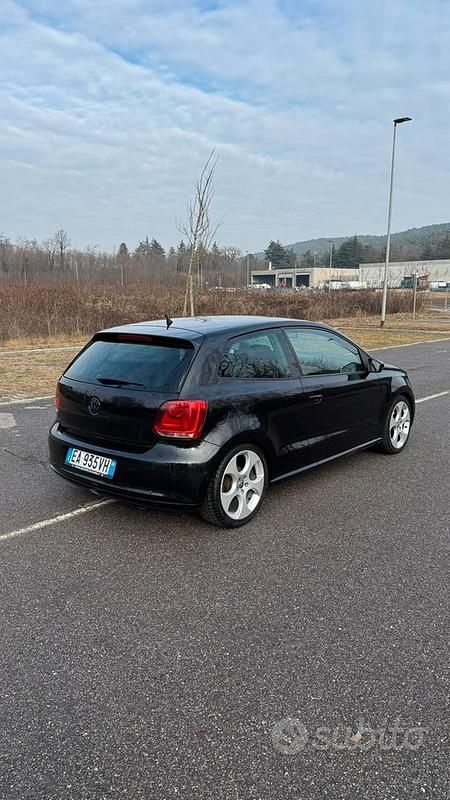 Usata VW Polo 75 CV (55 kW) 2010 Nero Utilitaria