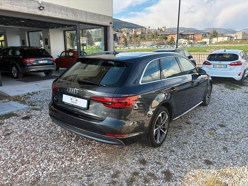 Usata Audi A4 S-Line 122 CV (89 kW) 2017 Grigio Station wagon