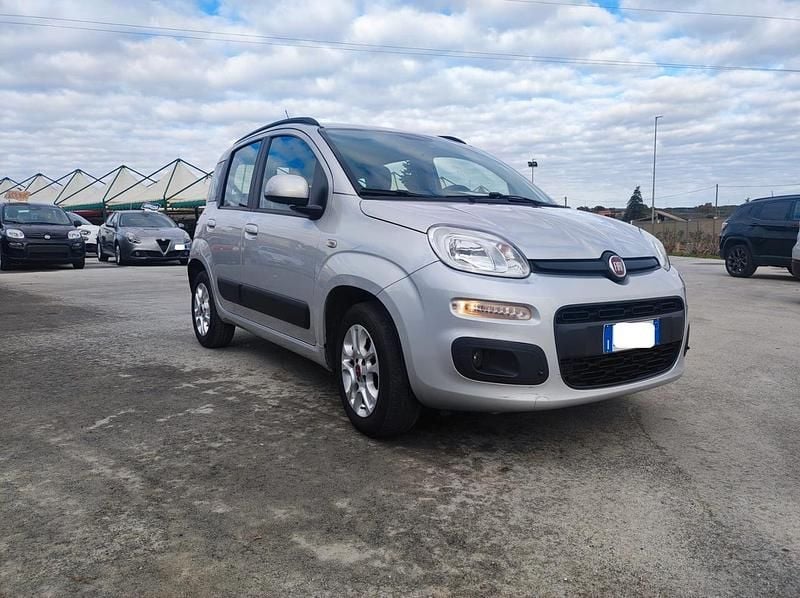 Usata Fiat Panda Lounge 95 CV (69 kW) 2019 Argento Utilitaria