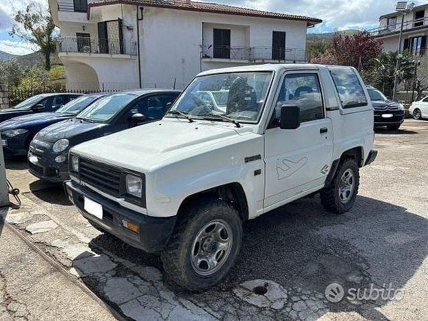 Usata Daihatsu Terios 69 CV (50 kW) 1992 Bianco SUV