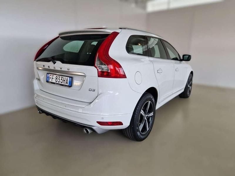 Usata Volvo XC60 R-Design 150 CV (110 kW) 2016 Aero grey SUV