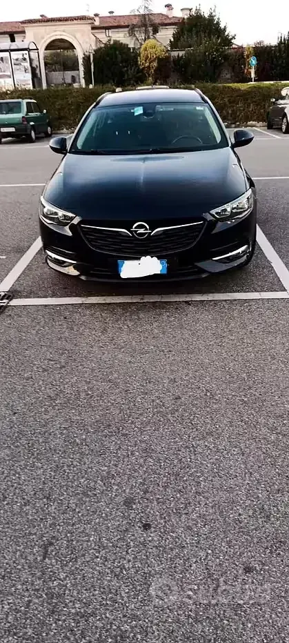 Usata Opel Insignia 136 CV (100 kW) 2020 Bluazzurro Station wagon