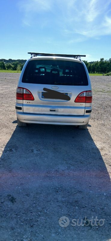 Usata Ford Galaxy 130 CV (95 kW) 2002 Grigio Monovolume