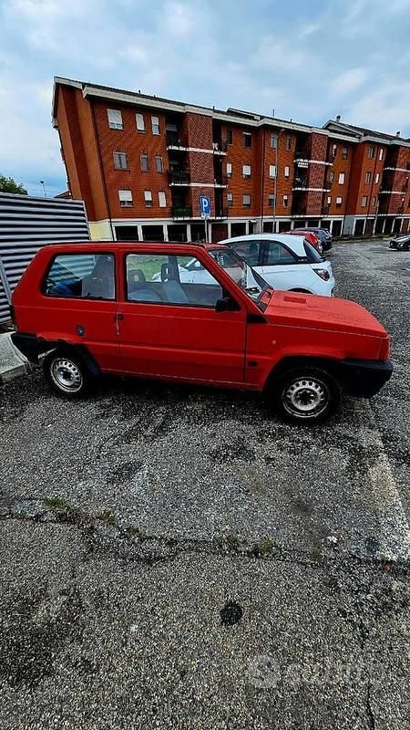 Usata Fiat Panda Young 39 CV (28 kW) 1999 Rosso Utilitaria