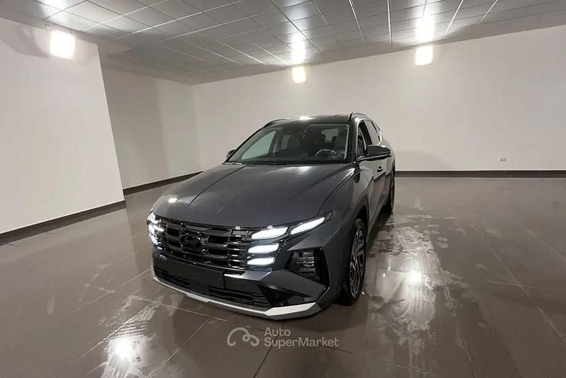 Nuova Hyundai Tucson 136 CV (100 kW) 2026 Gray SUV