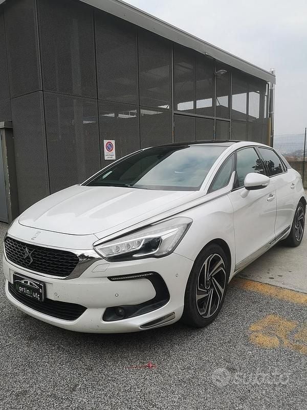 Usata DS Automobiles DS5 181 CV (133 kW) 2015 Bianco Utilitaria