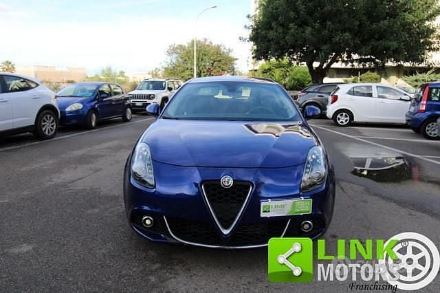 Blu Usata 2019 Alfa Romeo Giulietta Super Tre volumi | 17.100 € (Cara) - Immagine 1/4