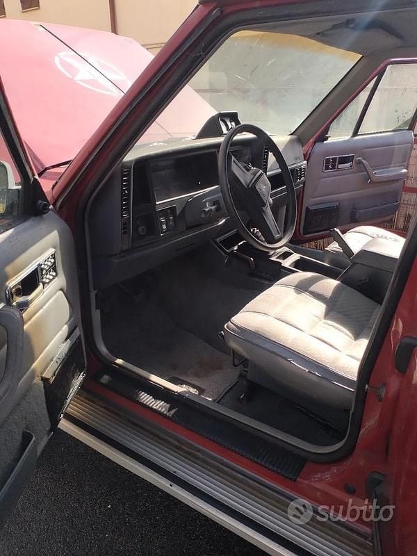 Usata Jeep Cherokee 80 CV (58 kW) 1988 Rosso SUV