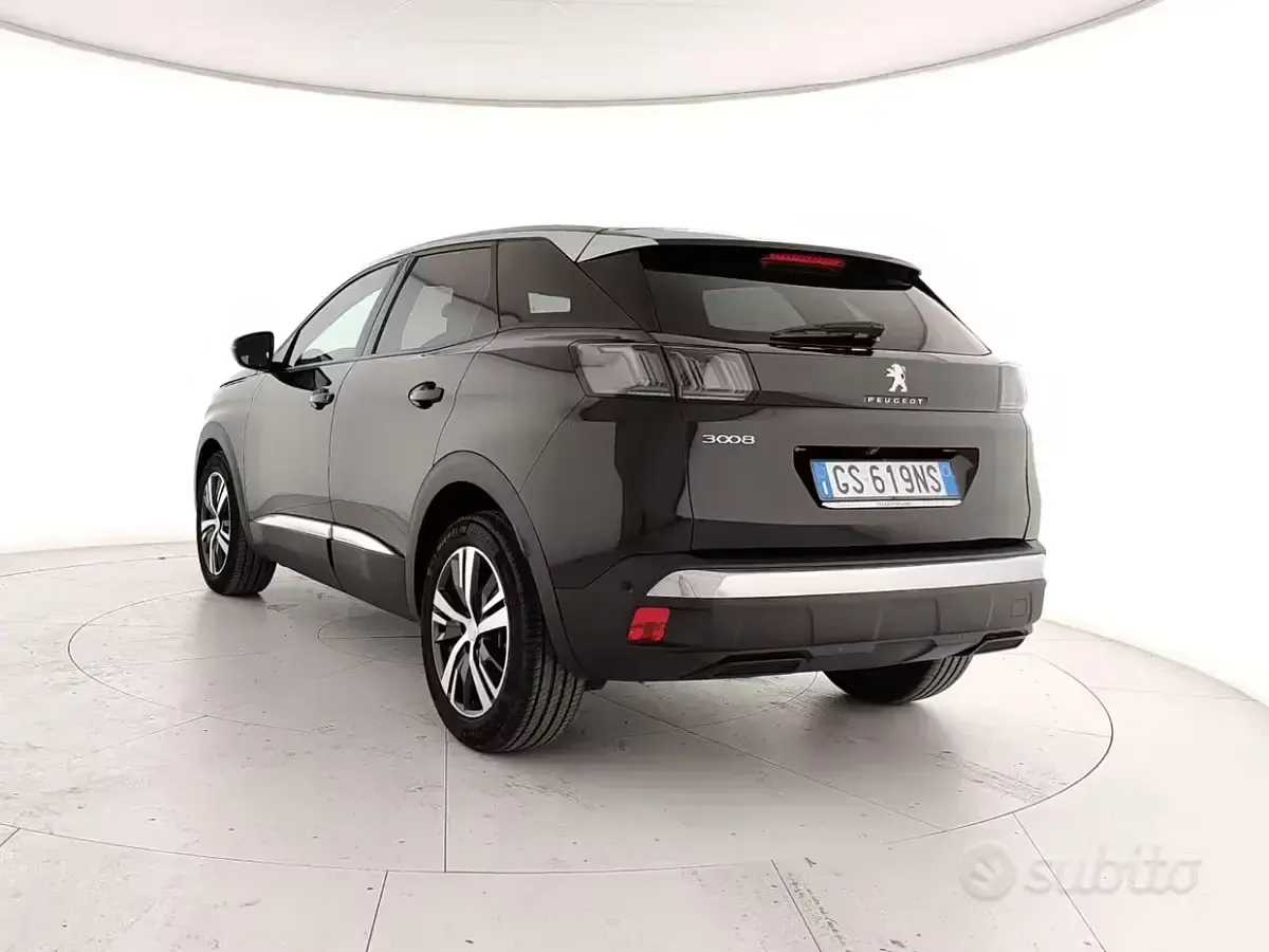 Usata Peugeot 3008 Allure 131 CV (96 kW) 2024 Nero SUV