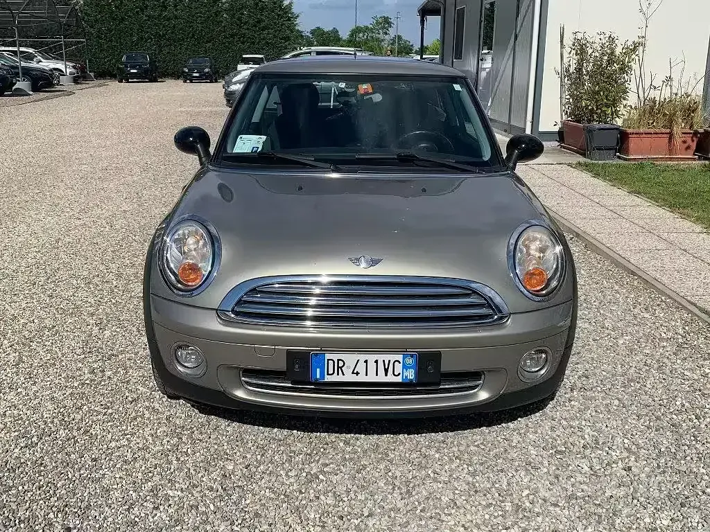 Usata Mini ONE 95 CV (69 kW) 2008 Marrone Utilitaria