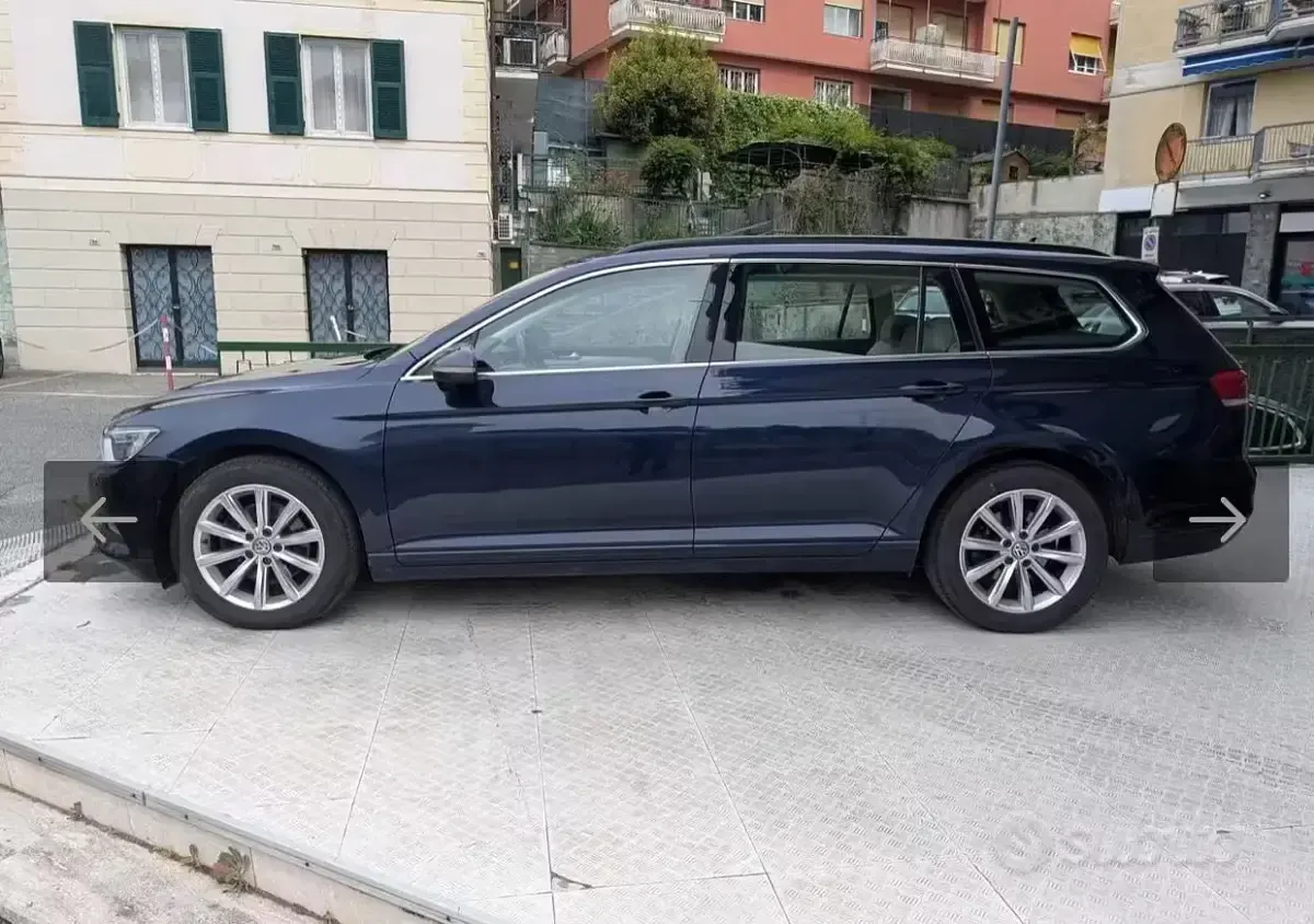Usata VW Passat Comfortline 120 CV (88 kW) 2016 Blu Station wagon