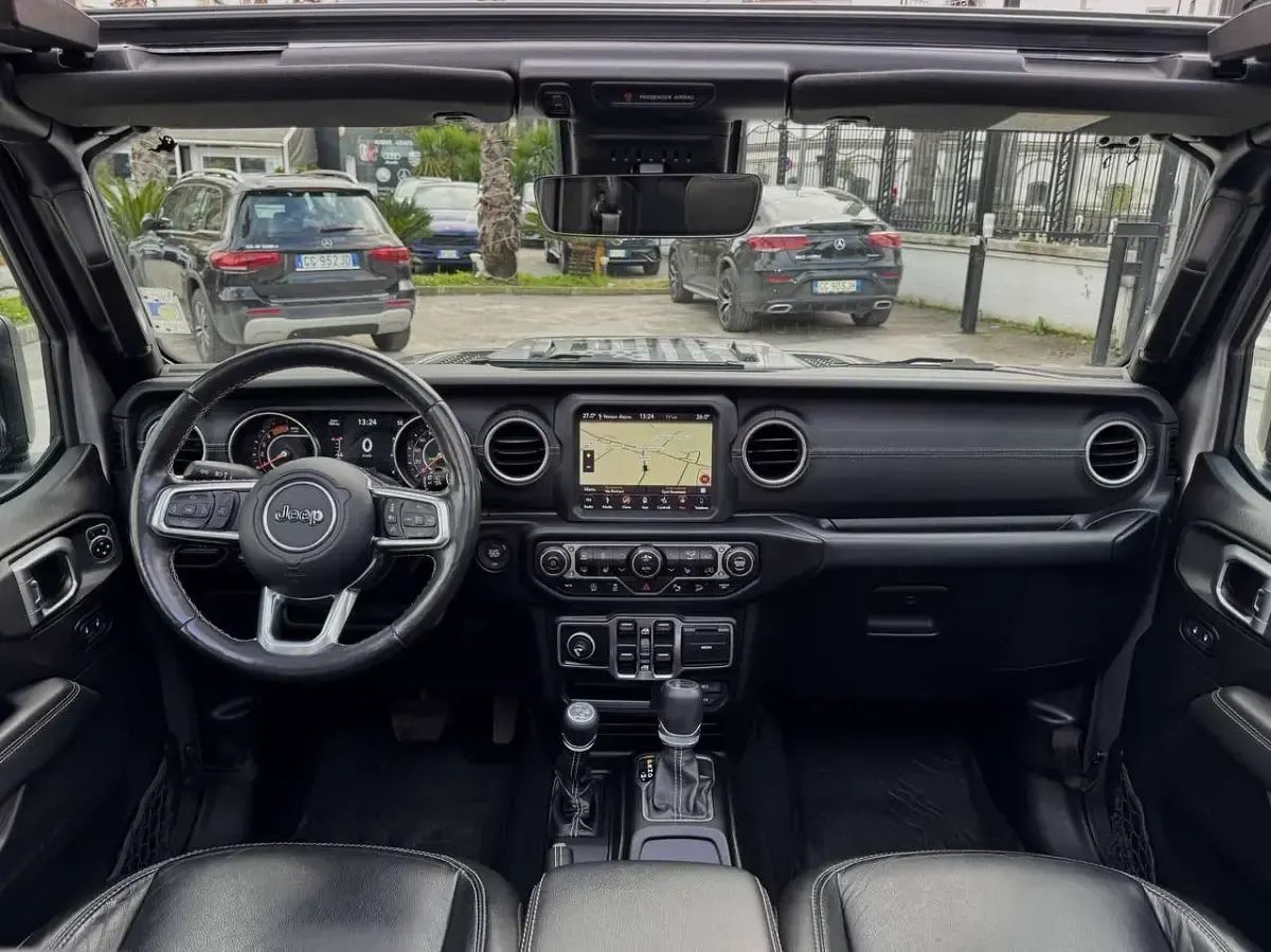 Usata Jeep Wrangler Unlimited Sahara 200 CV (147 kW) 2019 Grigio SUV