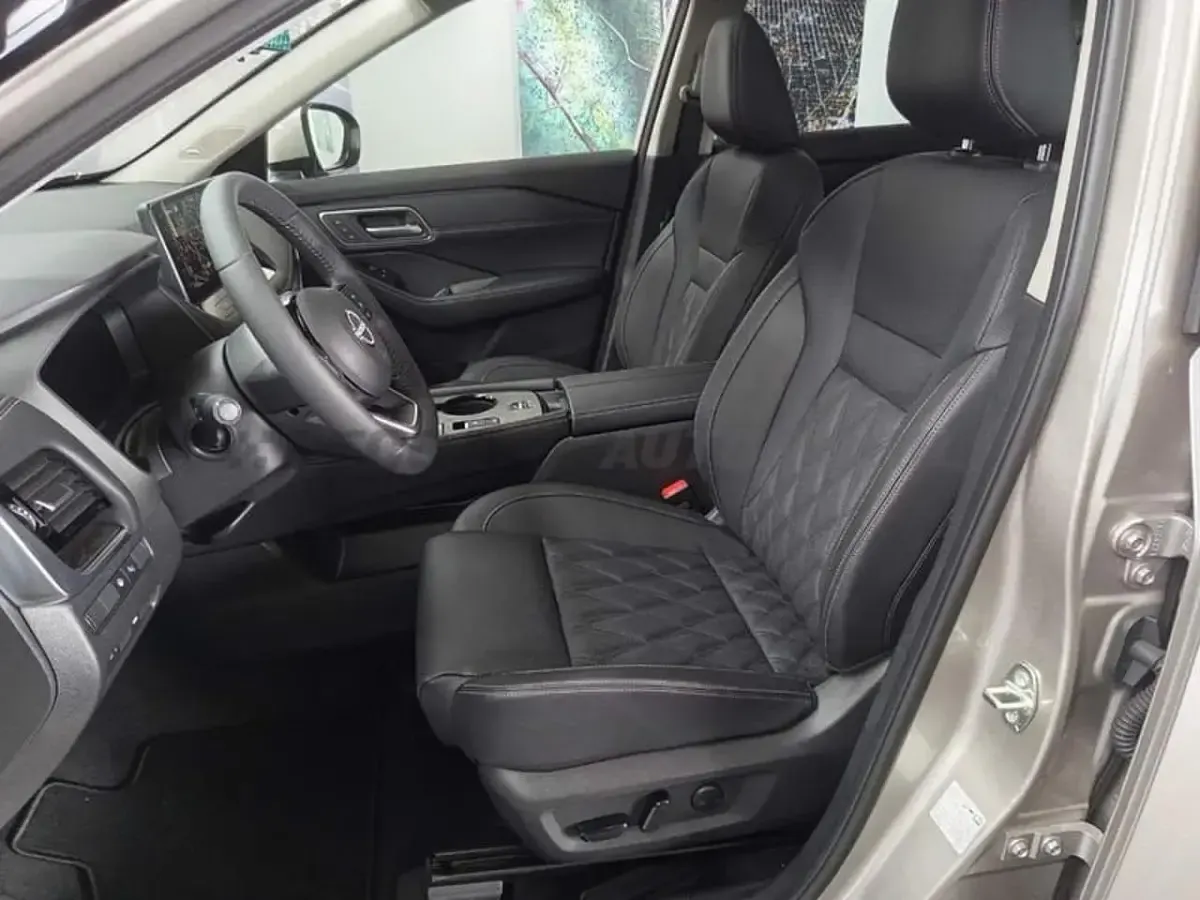 Nuova Nissan X-Trail Tekna 204 CV (150 kW) 2026 Beige SUV