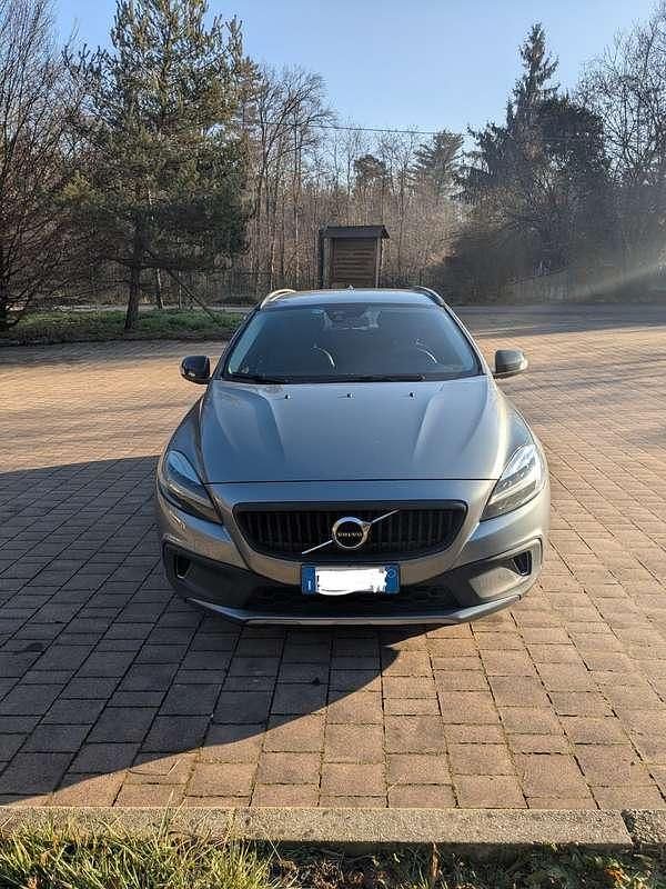 Usata Volvo V40 CC Kinetic 120 CV (88 kW) 2018 Station wagon
