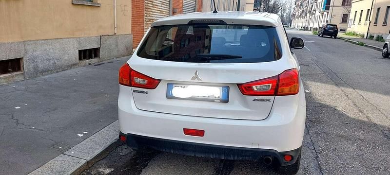 Usata Mitsubishi ASX Invite 116 CV (85 kW) 2014 Bianco SUV