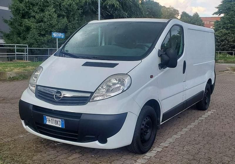 Usata Opel Vivaro 114 CV (83 kW) 2014 Monovolume