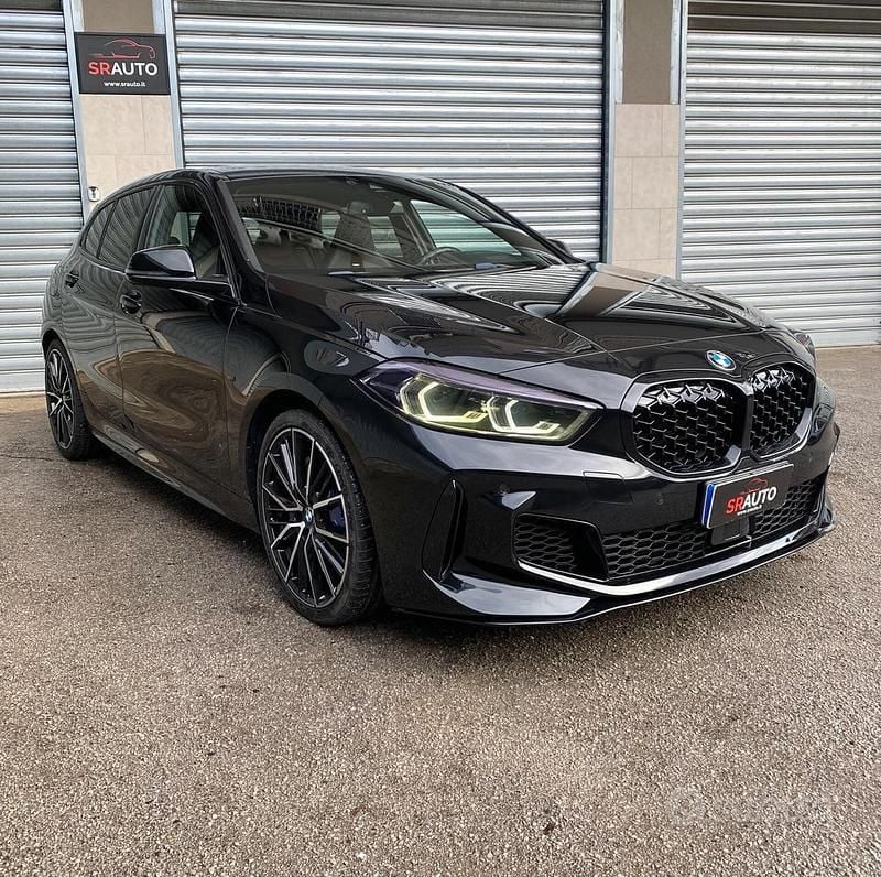 Usata BMW M135 Efficient Dynamics 306 CV (225 kW) 2021 Nero Utilitaria