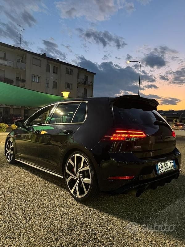 Usata VW Golf VII GTI 245 CV (180 kW) 2019 Nero Berlina