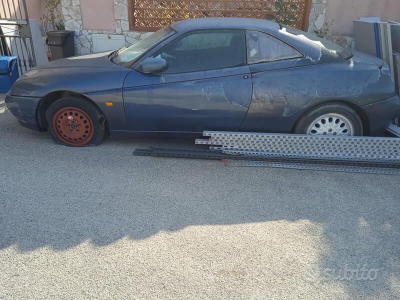 Usato 1995 Alfa Romeo 2000 Benzin (3.000 €)