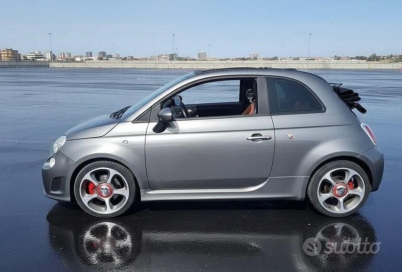 Begagnad Fiat 500 Abarth 135 HK (99 kW) 2011 Grå Cab