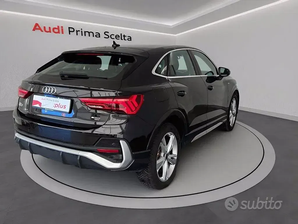 Usata Audi Q3 Sportback S-Line 150 CV (110 kW) 2023 Nero perla SUV