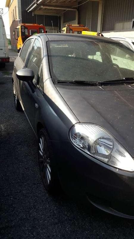 Usata Fiat Grande Punto Dynamic 120 CV (88 kW) 2009 Other Utilitaria