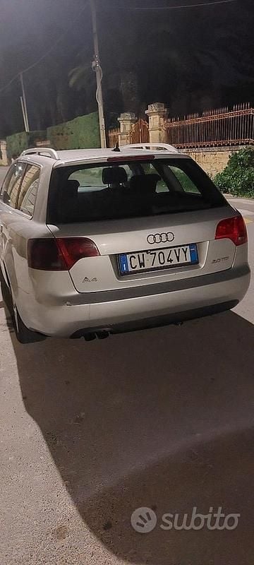 Usata Audi A4 140 CV (102 kW) 2005 Grigio Station wagon