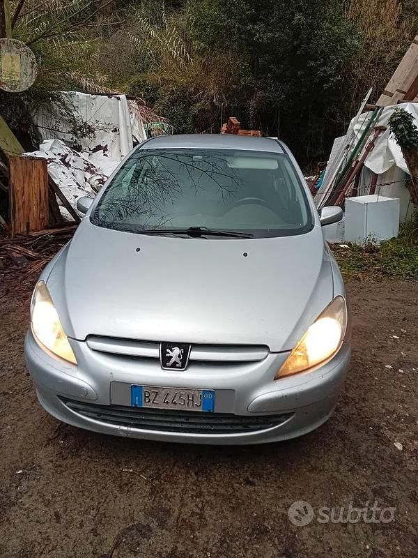 Grigio Usata 2002 Peugeot 307 Tre volumi | 1000 € - Immagine 1/4