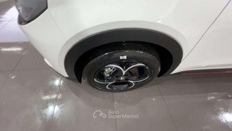 Nuova Alfa Romeo Junior Edizione Speciale 145 CV (106 kW) 2025 Bianco SUV