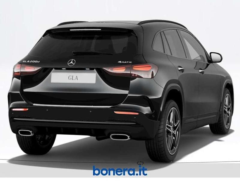 Nuova Mercedes GLA200 Advanced Plus 150 CV (110 kW) 2026 Nero cosmo SUV