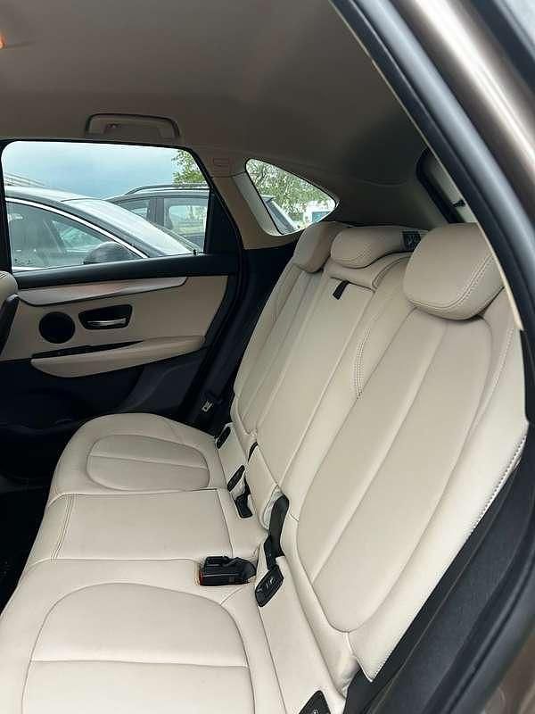 Usata BMW 216 Active Tourer Advantage 116 CV (85 kW) 2020 Beige Monovolume