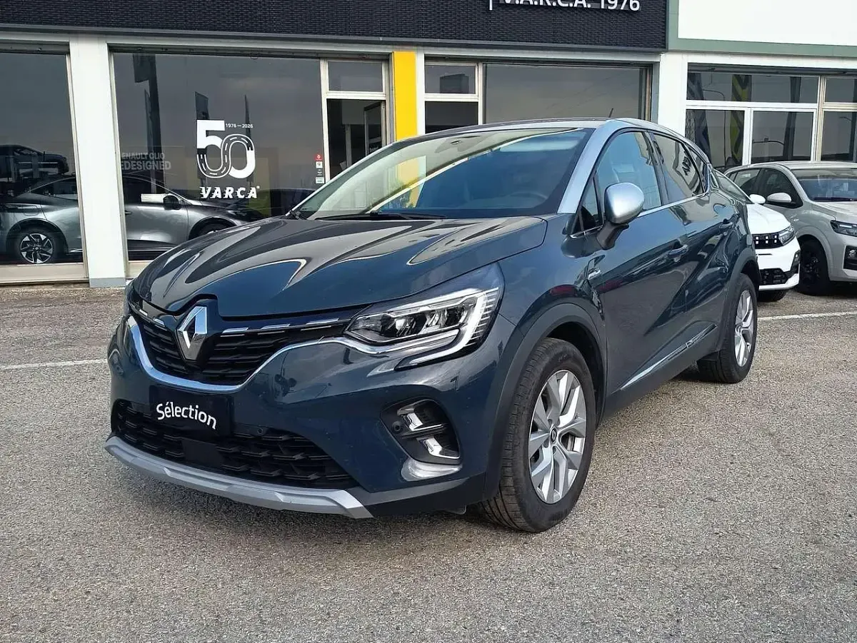 Usata Renault Captur Intens 101 CV (74 kW) 2021 Be style blue marinetetto arg SUV