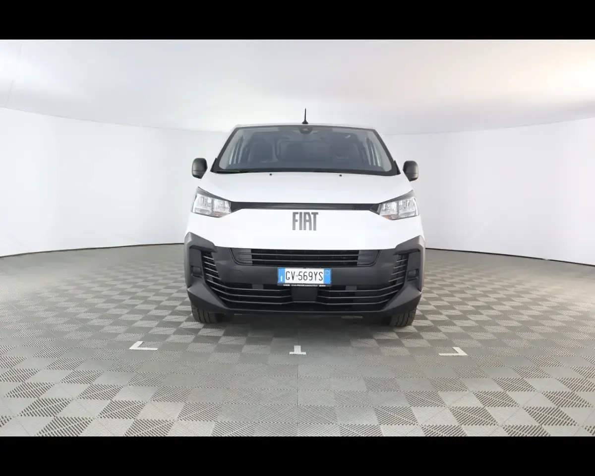 Usata Fiat Scudo 120 CV (88 kW) 2024 Bianco / pastello Furgone