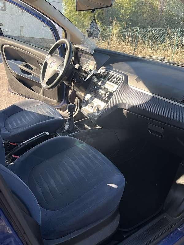 Usata Fiat Grande Punto Active 77 CV (56 kW) 2009 Utilitaria