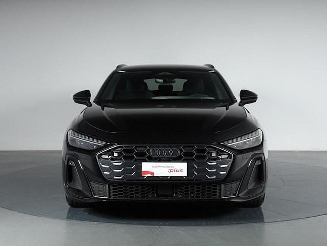 Nuova Audi A5 S-Line 204 CV (150 kW) 2025 Nero mito met. Station wagon