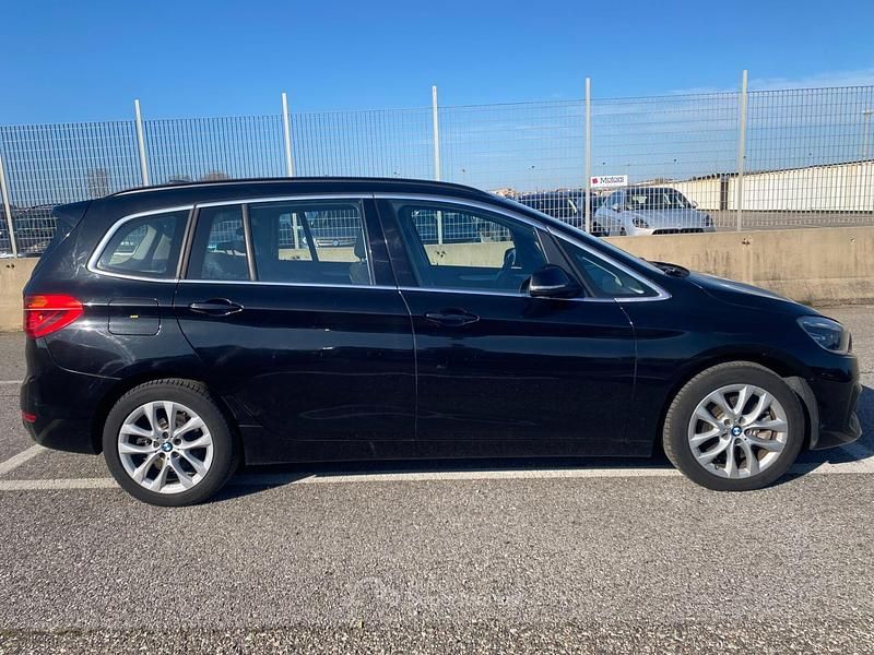 Usata BMW 220 Gran Tourer 190 CV (139 kW) 2021 Nero Monovolume