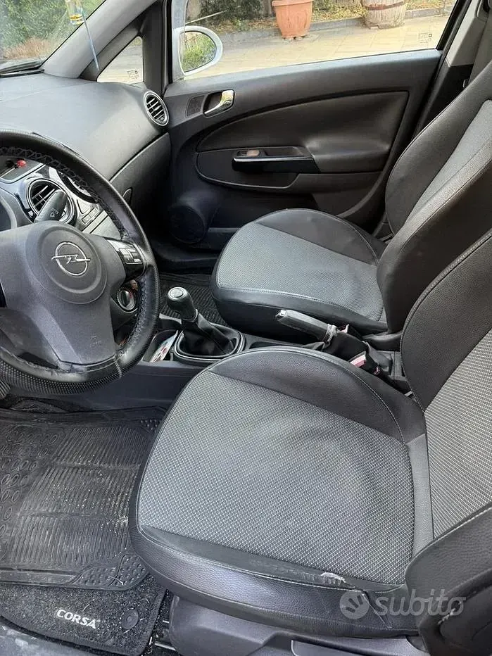 Usata Opel Corsa 80 CV (58 kW) 2007 Grigio Utilitaria