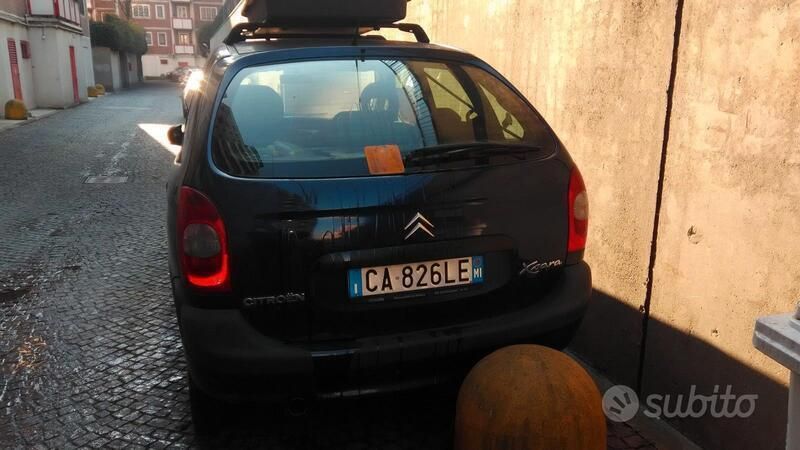Usata Citroën Xsara 90 CV (66 kW) 2002 Blu Monovolume