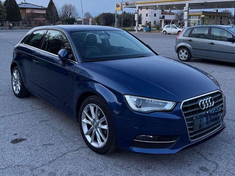 Usata Audi A3 Ambition 105 CV (77 kW) 2014 Blu/azzurro Berlina