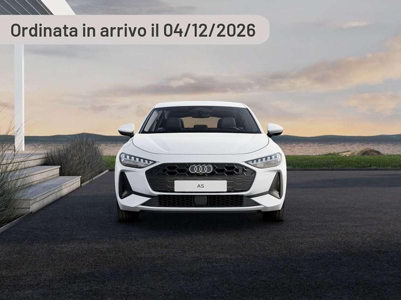 Nuova Audi A5 Business 204 CV (150 kW) 2025 Argento Coupé
