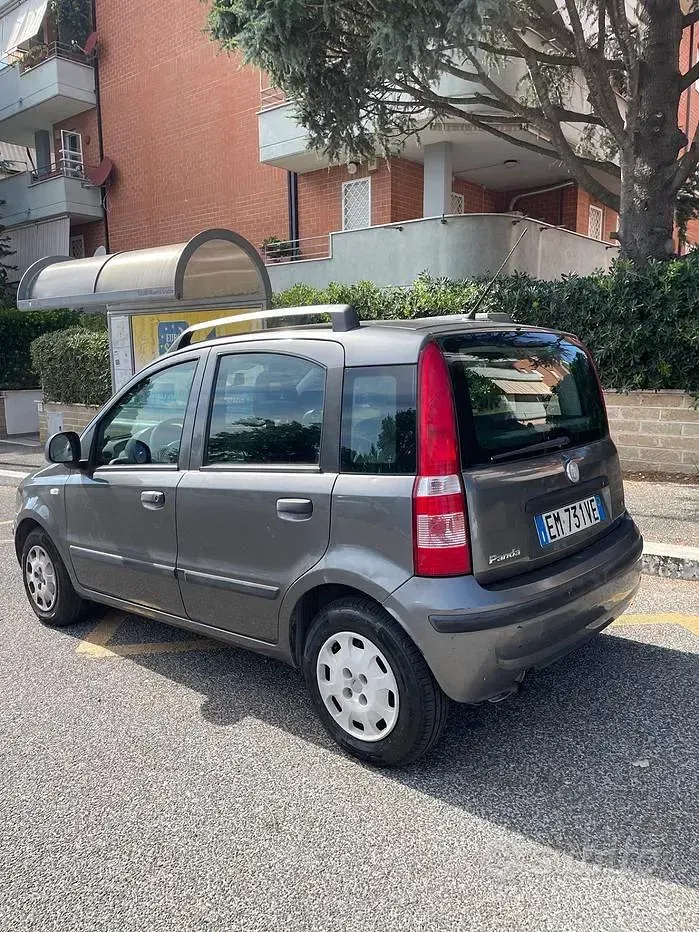 Usata Fiat Panda Active 69 CV (50 kW) 2012 Grigio Utilitaria