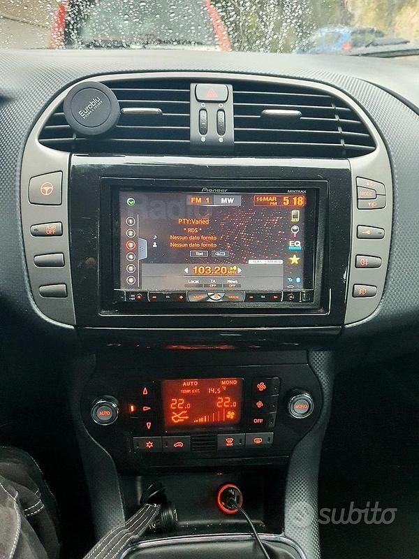 Usata Fiat Bravo 120 CV (88 kW) 2012 Grigio Utilitaria