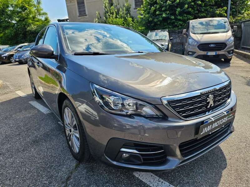 Usata Peugeot 308 Allure 131 CV (96 kW) 2021 Grigio scuro metallizzato Berlina